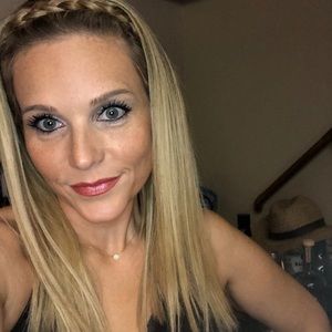 Meet your Posher, Jenna